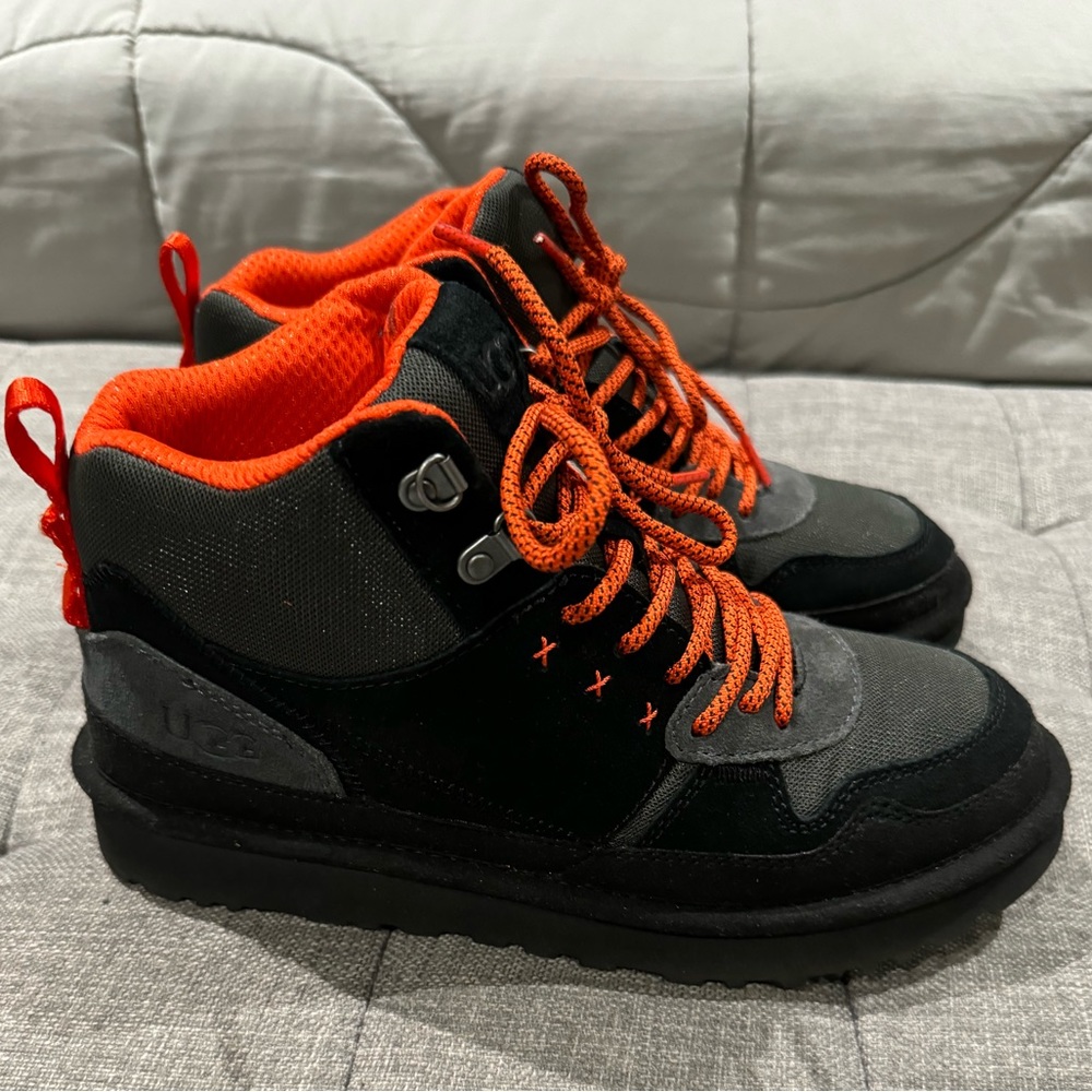 UGG HIGHLAND HI HERITAGE BOOT